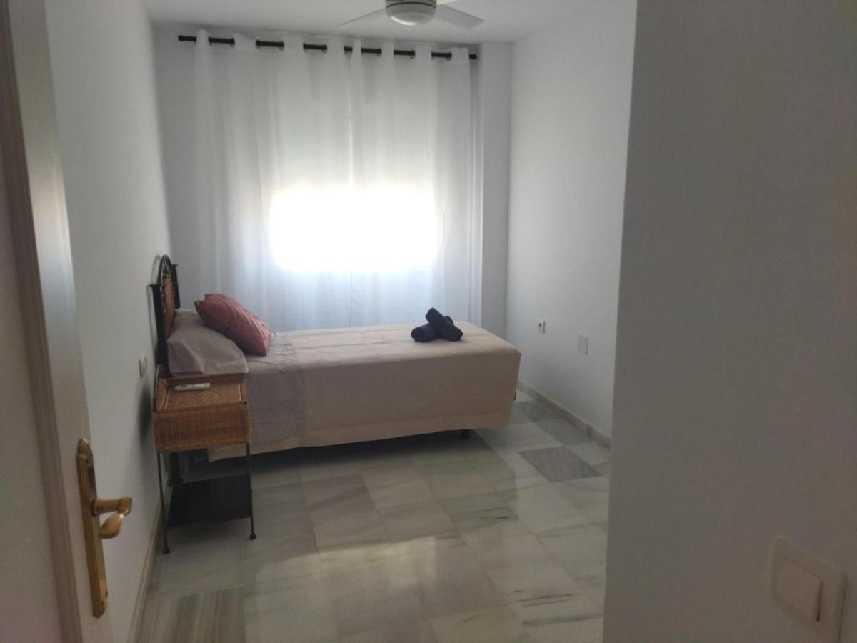 Apartment Piso Tres Dormitorios, Dos Banos, Garaje, Casco Urbano *