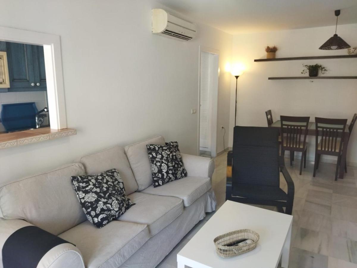 Apartment Piso Tres Dormitorios, Dos Banos, Garaje, Casco Urbano Marbella