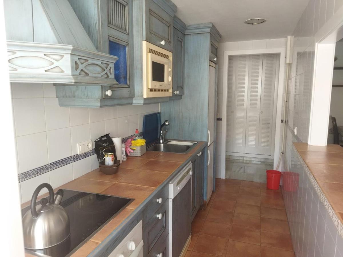 Piso Tres Dormitorios, Dos Banos, Garaje, Casco Urbano Marbella